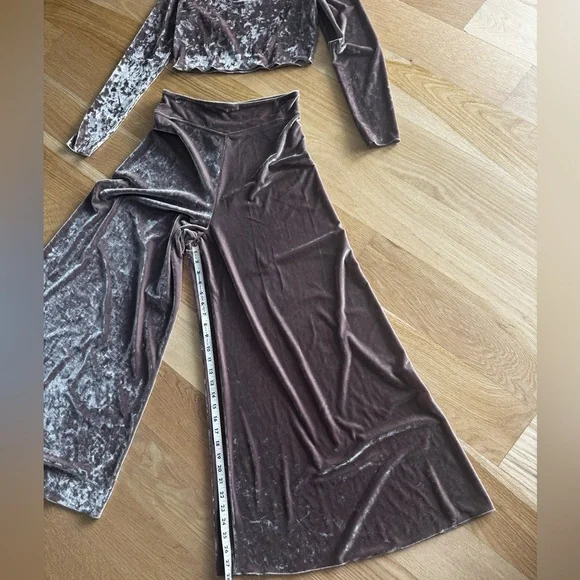 Free People soft Velvet crop top & Wide Leg pants Set Small - Picture 4 of 6